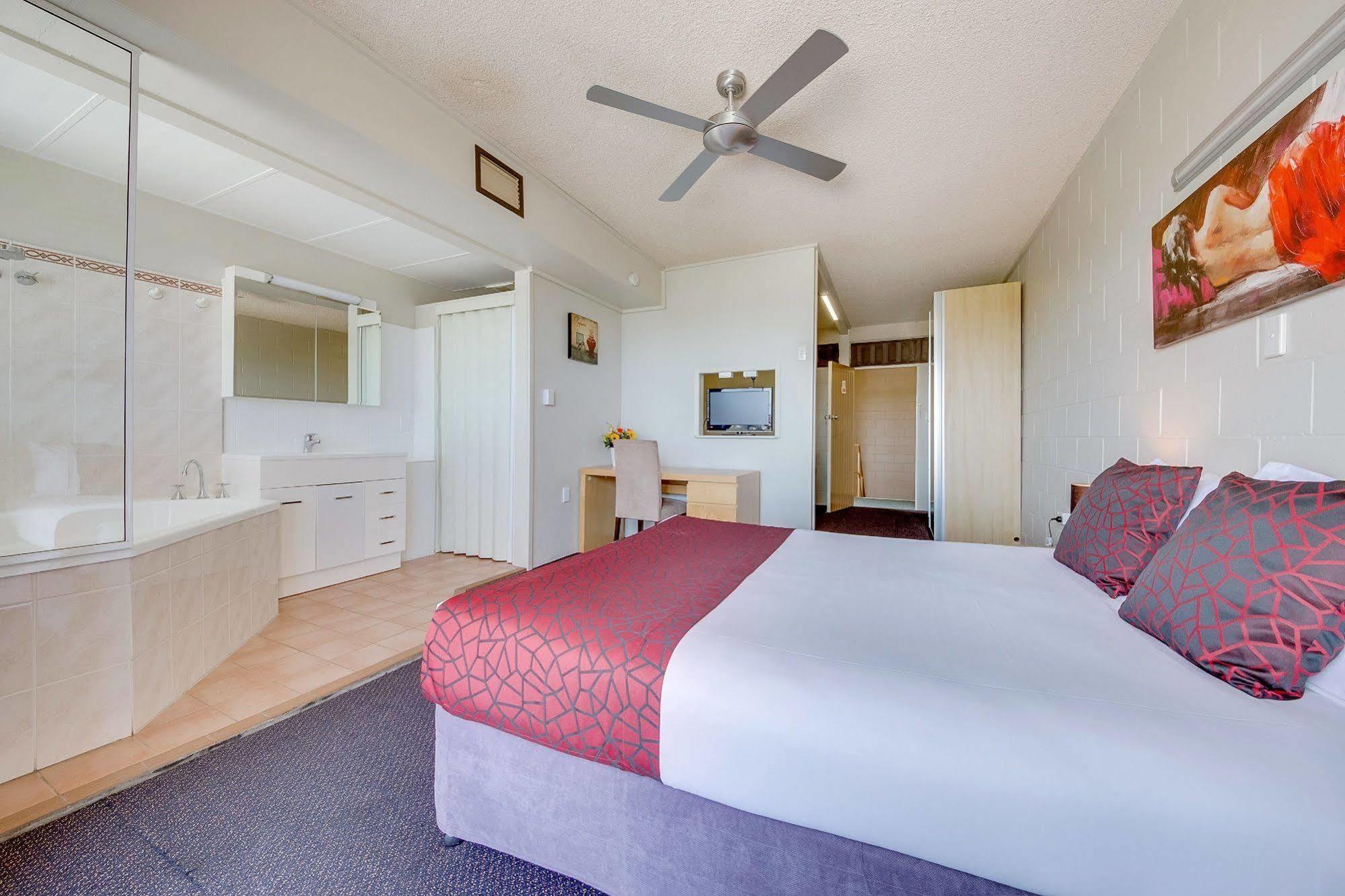 Camelot Motel Gladstone Luaran gambar