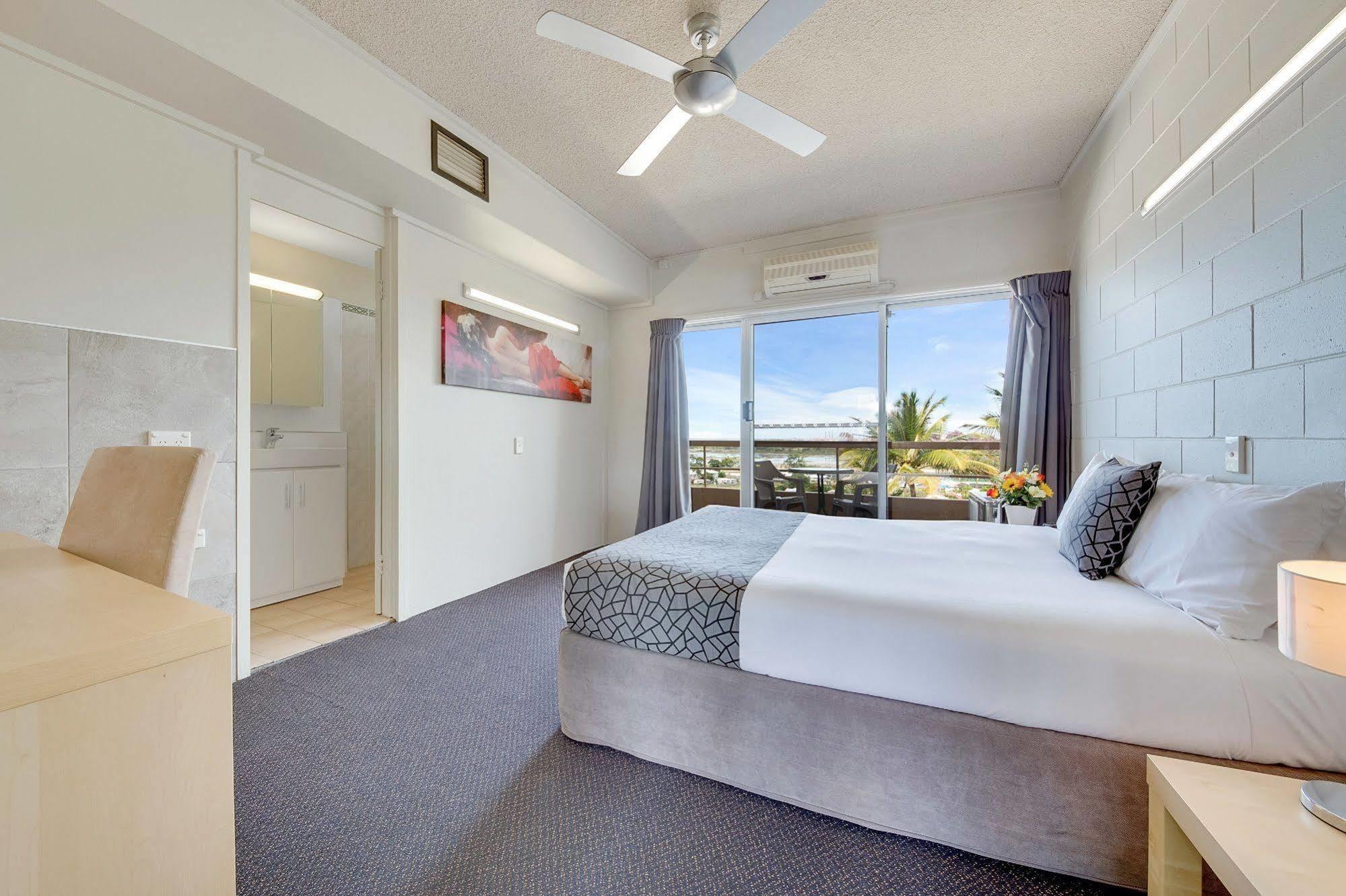 Camelot Motel Gladstone Luaran gambar